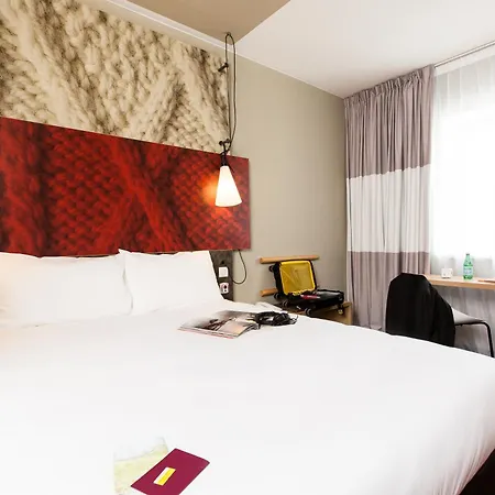 Отель Ibis Vilnius Centre Экстерьер фото